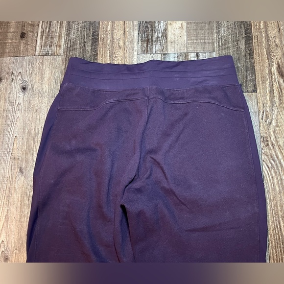 Lululemon Get Going Jogger 28.5" in Black Cherry Women’s Size 8 - Picture 7 of 8